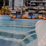 Select Hill Hotel Linze