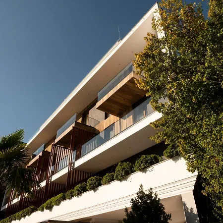Hotel Select Hill 3*