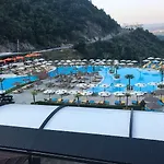 Select Hill Hotel