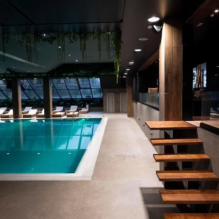 Hotel Select Hill