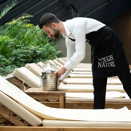 Select Hill Hotel Linze