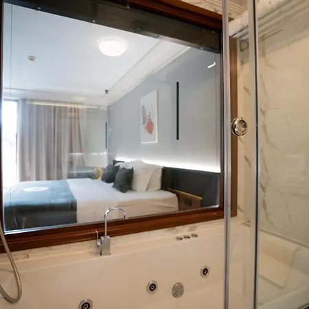 Select Hill Hotel Linze