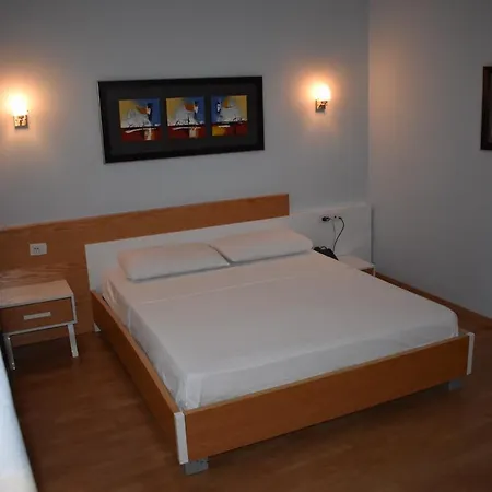 Hotel Select Hill Linze