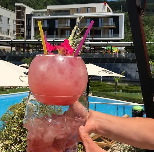 Hotel Select Hill 4*